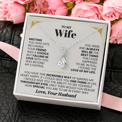 To My Wife Necklace - Unforgettable Husband Gift, Emotional Jewelry for Anniversary & Valentine’s Day - Alluring Beauty Necklace