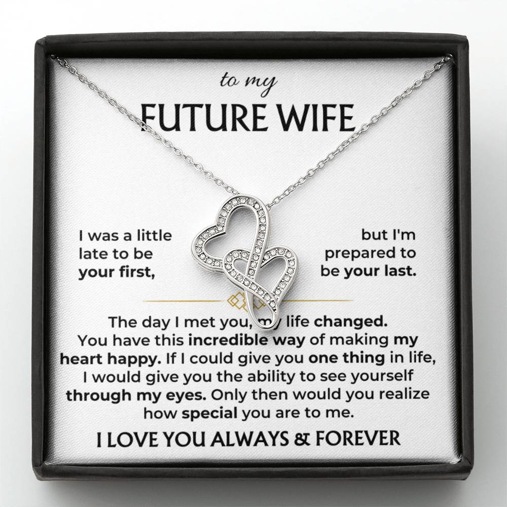 Future Wife Necklace - Romantic Jewelry Gift for Girlfriend for Valentine’s Day, Birthday & Proposal Celebrations - Heart-to-heart Pendant Necklace