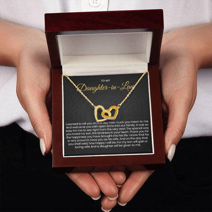 To My Daughter In Law - Interlocking Hearts Necklace - Gift for Daughter in Law