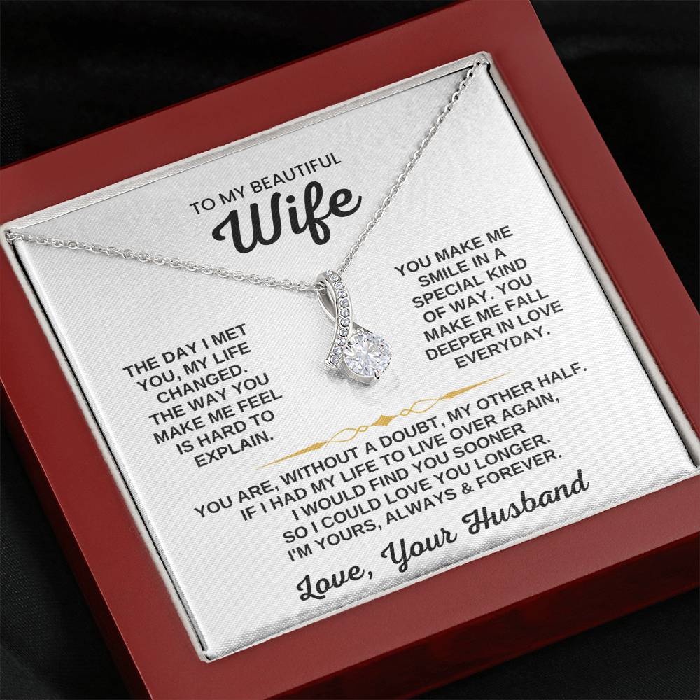 To My Beautiful Wife Necklace - Loving Husband Gift for Christmas, Valentine’s Day & Birthday Celebrations - Alluring Beauty Necklace